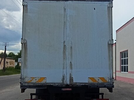 2004 Mercedes-Benz Atego, белый, 2400000 рублей, вид 4