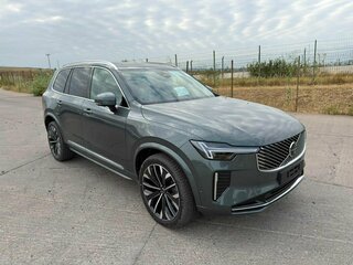 2026 Volvo XC90 B5 II Рестайлинг 2, серый, 10950000 рублей, вид 3