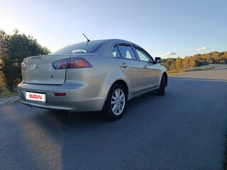 2011 Mitsubishi Lancer X Рестайлинг, бежевый, 530000 рублей, вид 4