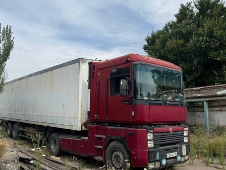1999 Renault Magnum, красный, 800000 рублей, вид 2