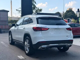 2021 Mercedes-Benz GLA 180 II (H247), белый, 2020000 рублей, вид 4