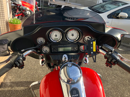 2011 Harley-Davidson Street Glide, красный, 780000 рублей, вид 4
