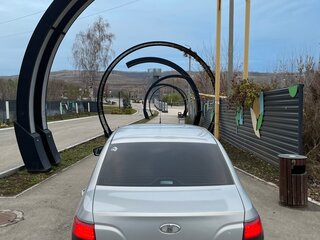 2015 Lada (ВАЗ) Granta I, серебристый, 300000 рублей, вид 4