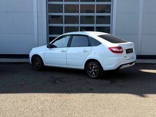 2023 Lada (ВАЗ) Granta I Рестайлинг, белый, 830000 рублей, вид 3
