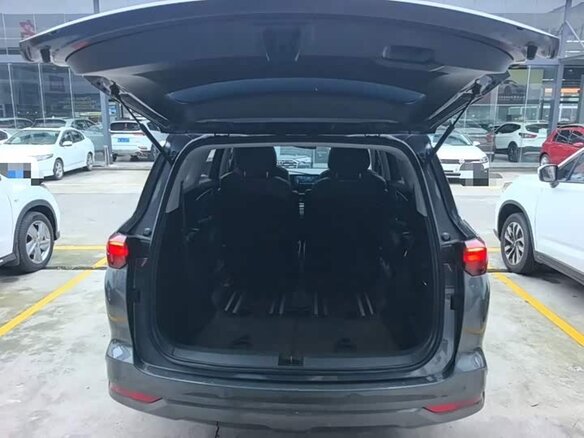 2022 Wuling Victory, серый, 1350000 рублей - вид 11