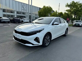2023 Kia K3 II (China Market) Рестайлинг, белый, 1400300 рублей, вид 1