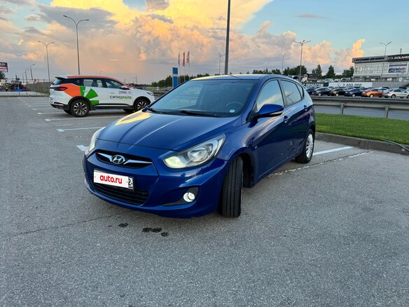 2011 Hyundai Solaris I, синий, 640000 рублей