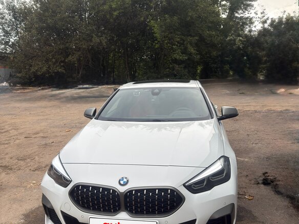 2020 BMW 2 серии Gran Coupe M235i xDrive F44, белый, 4390000 рублей - вид 4