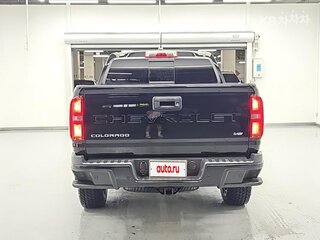 2022 Chevrolet Colorado ZR2 II, чёрный, 3670000 рублей, вид 4