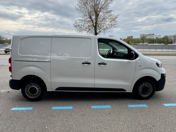 2020 Peugeot Expert, белый, 3000000 рублей - вид 3