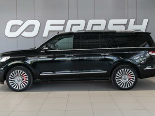 2022 Lincoln Navigator L IV Рестайлинг, чёрный, 7990000 рублей, вид 4