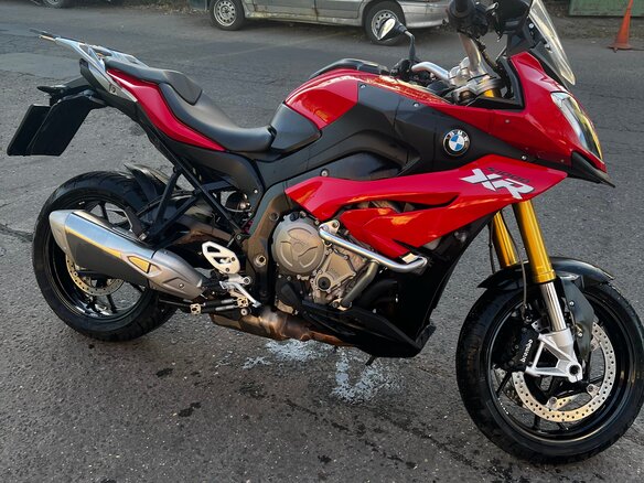 2015 BMW S 1000 XR, красный, 820000 рублей - вид 3