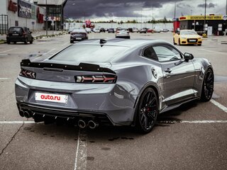 2018 Chevrolet Camaro SS VI, серый, 4990000 рублей, вид 3