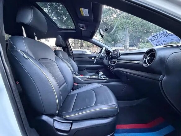 2023 Kia K3 II (China Market) Рестайлинг, белый, 1467007 рублей - вид 10