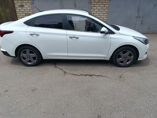 2020 Hyundai Solaris II Рестайлинг, белый, 1650000 рублей, вид 5