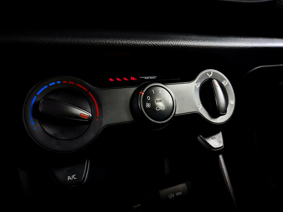 2022 Kia Picanto III Рестайлинг, жёлтый, 1685000 рублей - вид 24