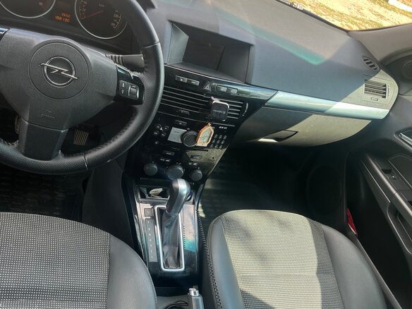 2008 Opel Astra GTC H Рестайлинг, синий, 600000 рублей - вид 7