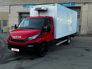 2017 Iveco Daily, красный, 1875000 рублей, вид 4