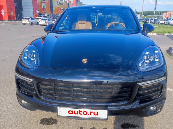 2017 Porsche Cayenne Diesel II Рестайлинг (958), чёрный, 4900000 рублей