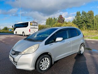 2011 Honda Fit II, серебристый, 865000 рублей, вид 1