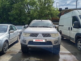 2010 Mitsubishi Pajero Sport II, серебристый, 2000000 рублей, вид 5