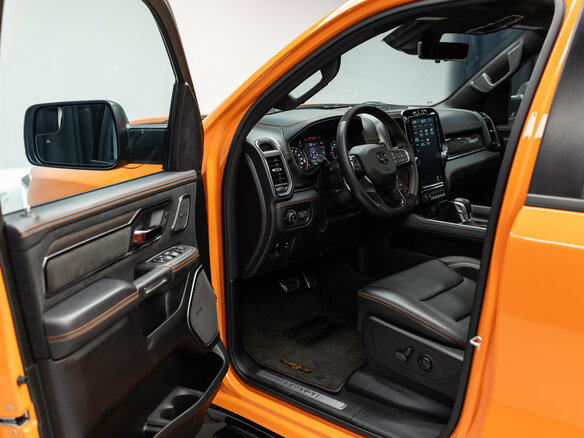 2021 Ram 1500 Crew Cab TRX V, оранжевый, 14290000 рублей - вид 6