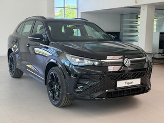 2026 Volkswagen Tiguan L Pro III (China Market), чёрный, 5990000 рублей, вид 3