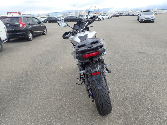 2021 Yamaha MT-09 Tracer (FJ-09), серый, 1219000 рублей - вид 17