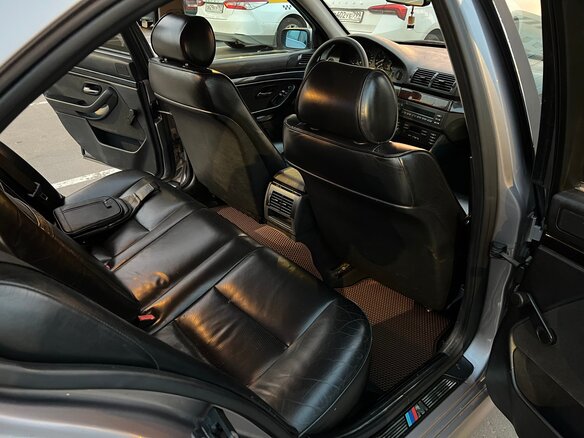 1998 BMW 5 серии 523i IV (E39), серебристый, 650000 рублей - вид 19