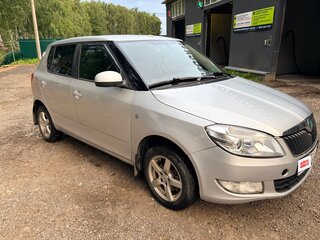 2012 Skoda Fabia II Рестайлинг, серый, 360000 рублей, вид 3