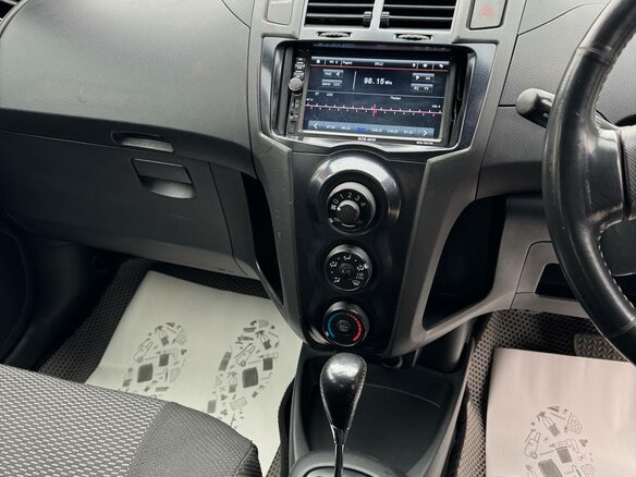 2008 Toyota Vitz II (XP90), серый - вид 9