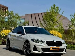 2022 BMW 1 серии 120i III (F52) Рестайлинг, белый, 1720032 рублей, вид 3