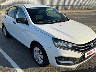 2024 Lada (ВАЗ) Vesta I Рестайлинг (NG), белый, 1199000 рублей, вид 4