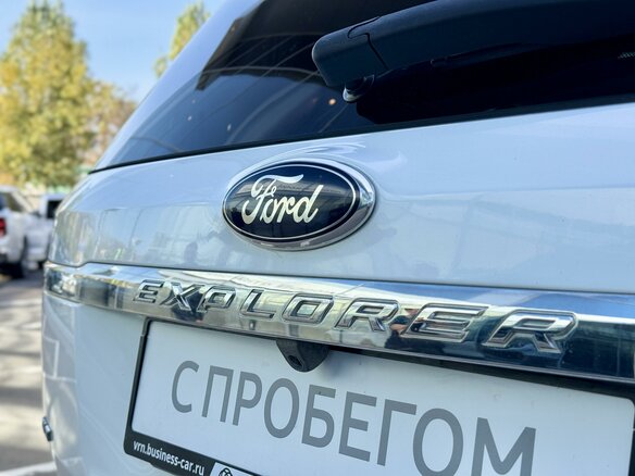 2014 Ford Explorer V, белый, 1672000 рублей - вид 9