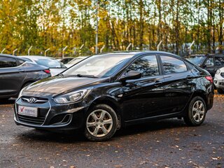 2013 Hyundai Solaris I, чёрный, 635000 рублей, вид 1