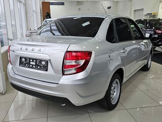 2026 Lada (ВАЗ) Granta I Рестайлинг, серебристый, 1238000 рублей, вид 5