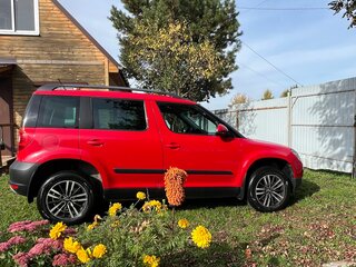2013 Skoda Yeti I, красный, 700000 рублей, вид 2