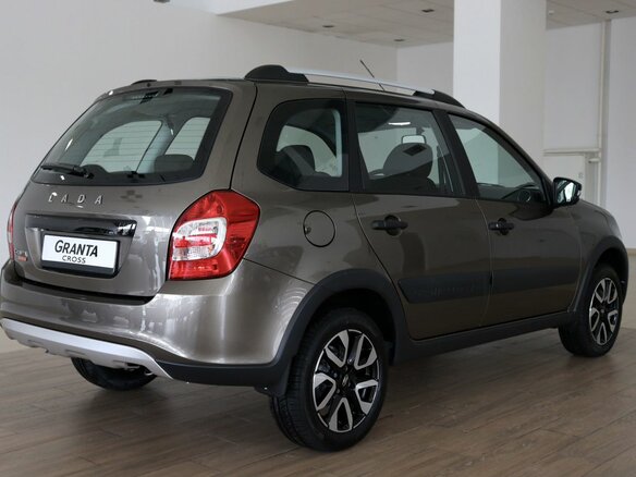 2026 Lada (ВАЗ) Granta Cross I Рестайлинг, коричневый - вид 2