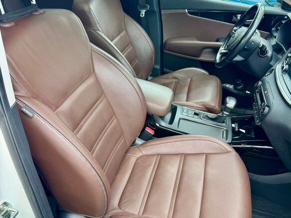 2019 Kia Sorento III Prime Рестайлинг, белый, 3500000 рублей - вид 13