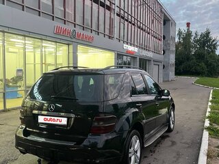 2005 Mercedes-Benz M-Класс 320 II (W164), чёрный, 1150000 рублей, вид 5