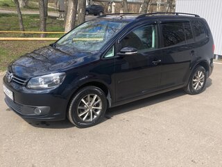 2012 Volkswagen Touran I Рестайлинг 2, чёрный, 1099000 рублей, вид 3