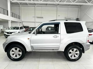 2002 Mitsubishi Pajero III, серый, 749000 рублей, вид 5