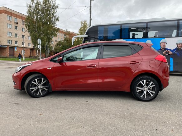 2013 Kia Ceed II, красный, 950000 рублей - вид 6