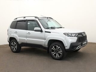 2025 Lada (ВАЗ) Niva Travel I, серебристый, 1419000 рублей, вид 1