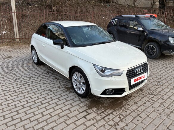 2011 Audi A1 I (8X), белый, 840000 рублей - вид 8