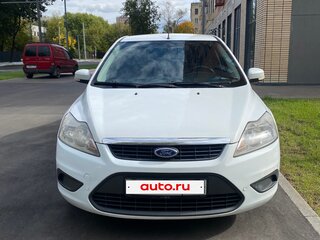 2010 Ford Focus II Рестайлинг, белый, 650000 рублей, вид 2