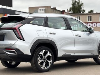 2026 Geely Atlas II, серебристый, 3449990 рублей, вид 4