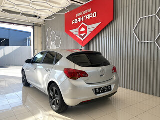 2012 Opel Astra J, серебристый, 650000 рублей, вид 5