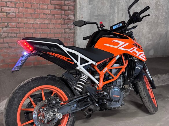 2019 KTM 390 Duke, оранжевый, 409000 рублей - вид 2