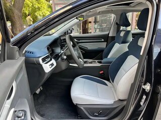 2022 Geely Emgrand II, синий, 1200000 рублей, вид 5